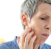 What are the symptoms of salivary gland stones? What are the symptoms of salivary gland stones?